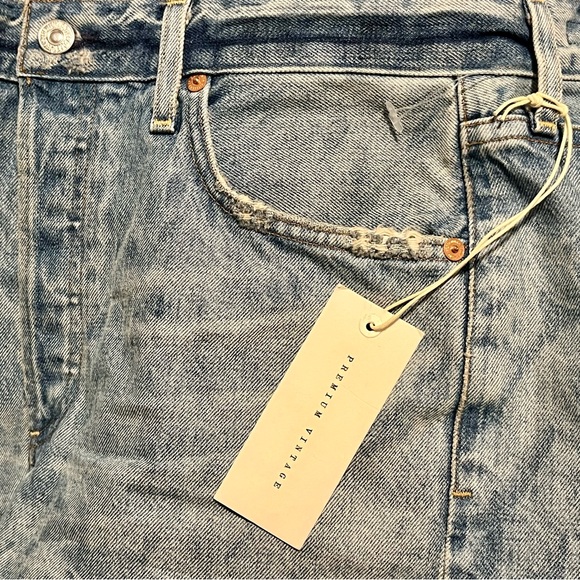 Citizens of Humanity Bree Relaxed Short in Daze - Picture 7 of 14